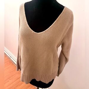 Lucky Brand Tan Sweater Medium.
